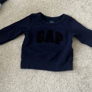 GAP navy blue sweater